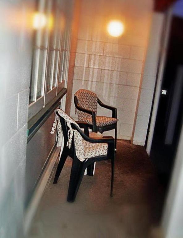 Browns Bay Olive Tree Motel & Apartment Okura Bush Ruang foto