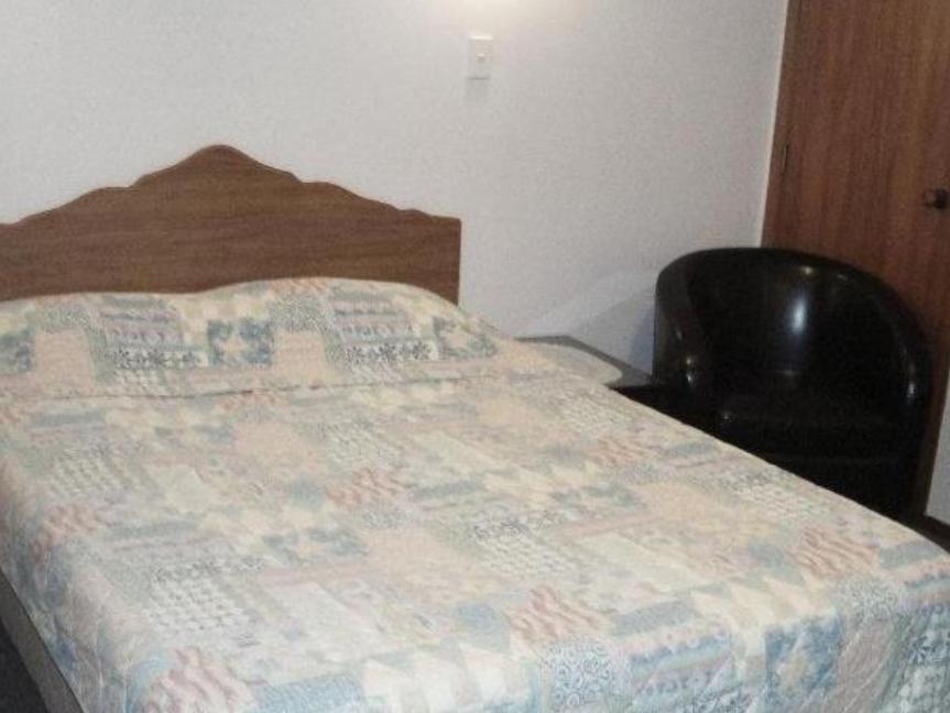 Browns Bay Olive Tree Motel & Apartment Okura Bush Bagian luar foto